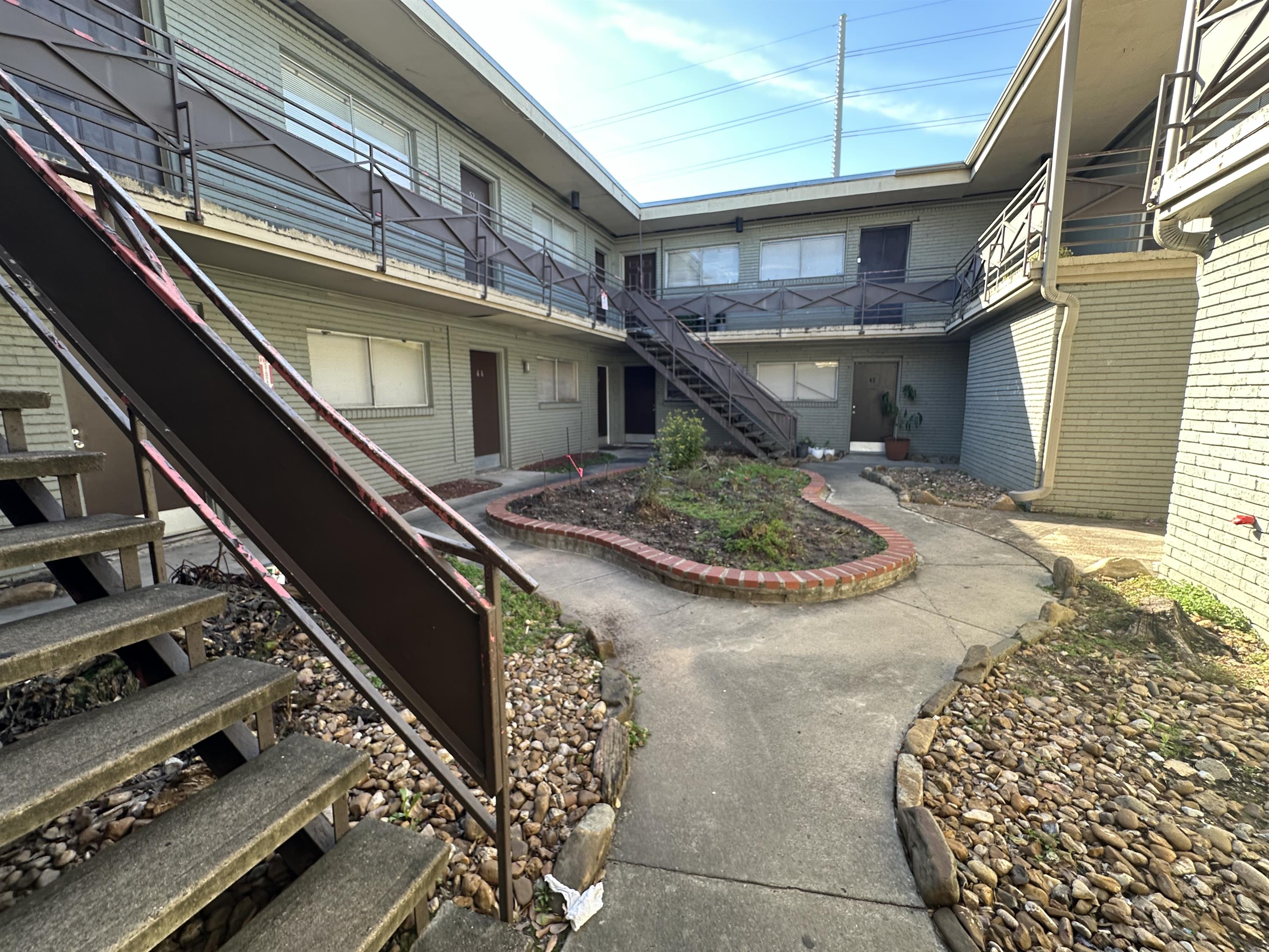 1849 Richmond Avenue - 47