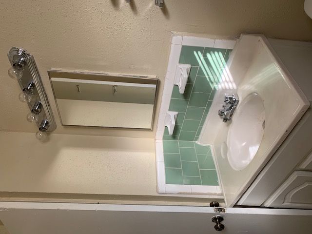 7812 Tierwester - 211