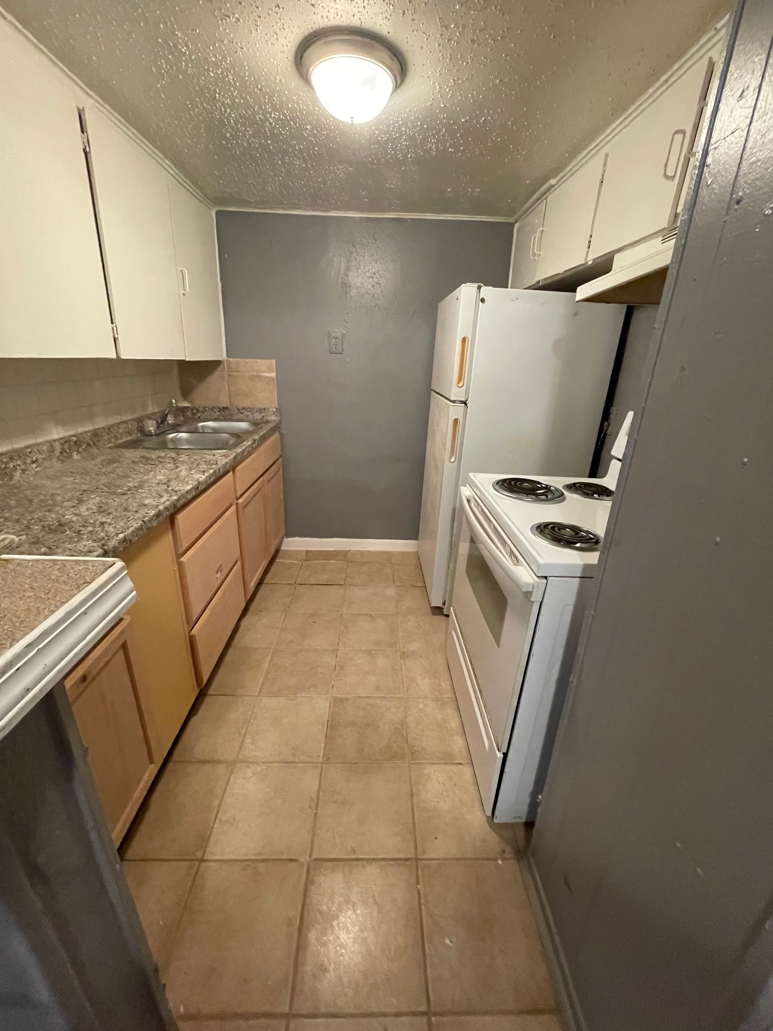 6215 Tierwester St. - 23