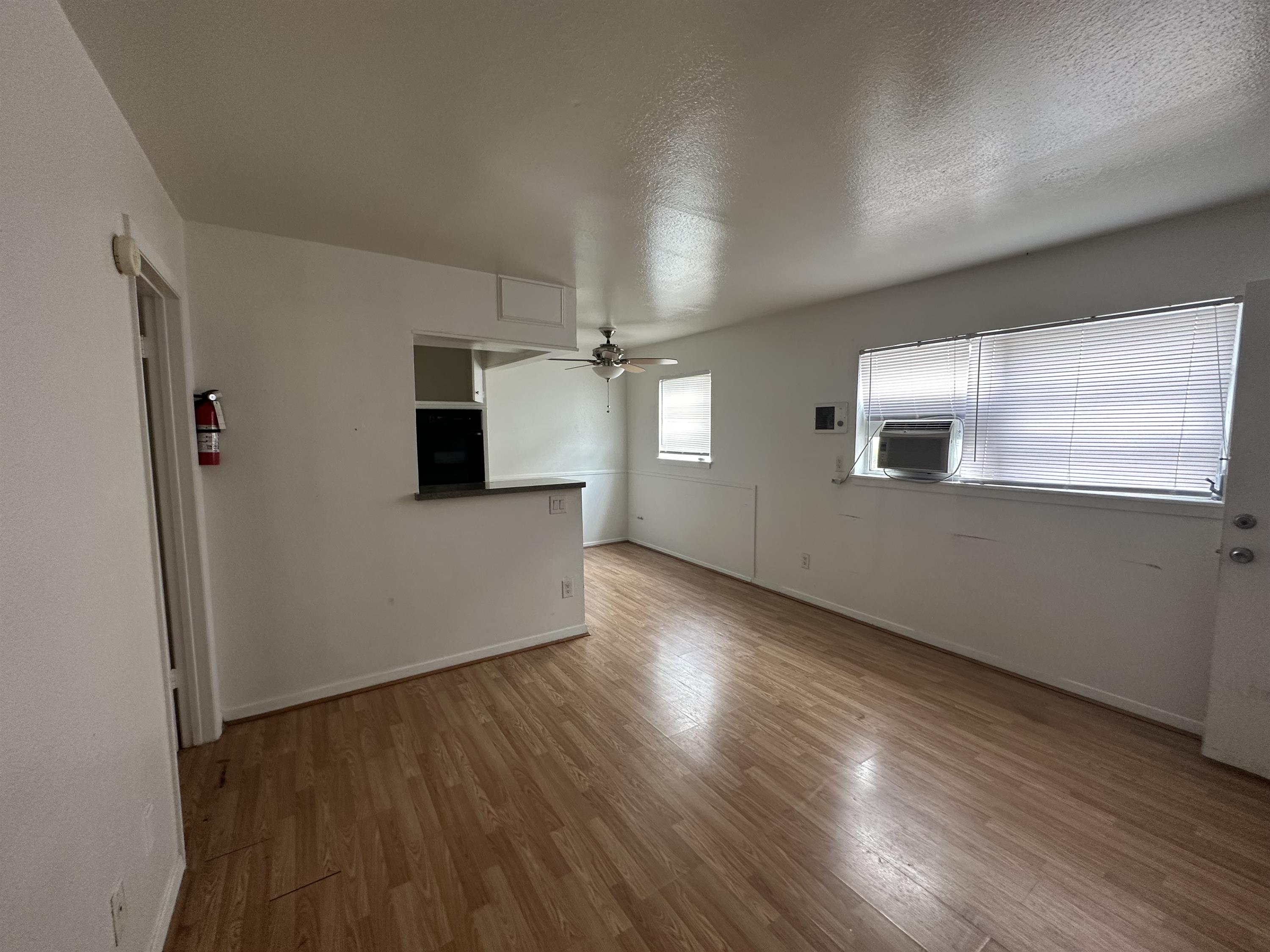 1906 Binz Street - 1