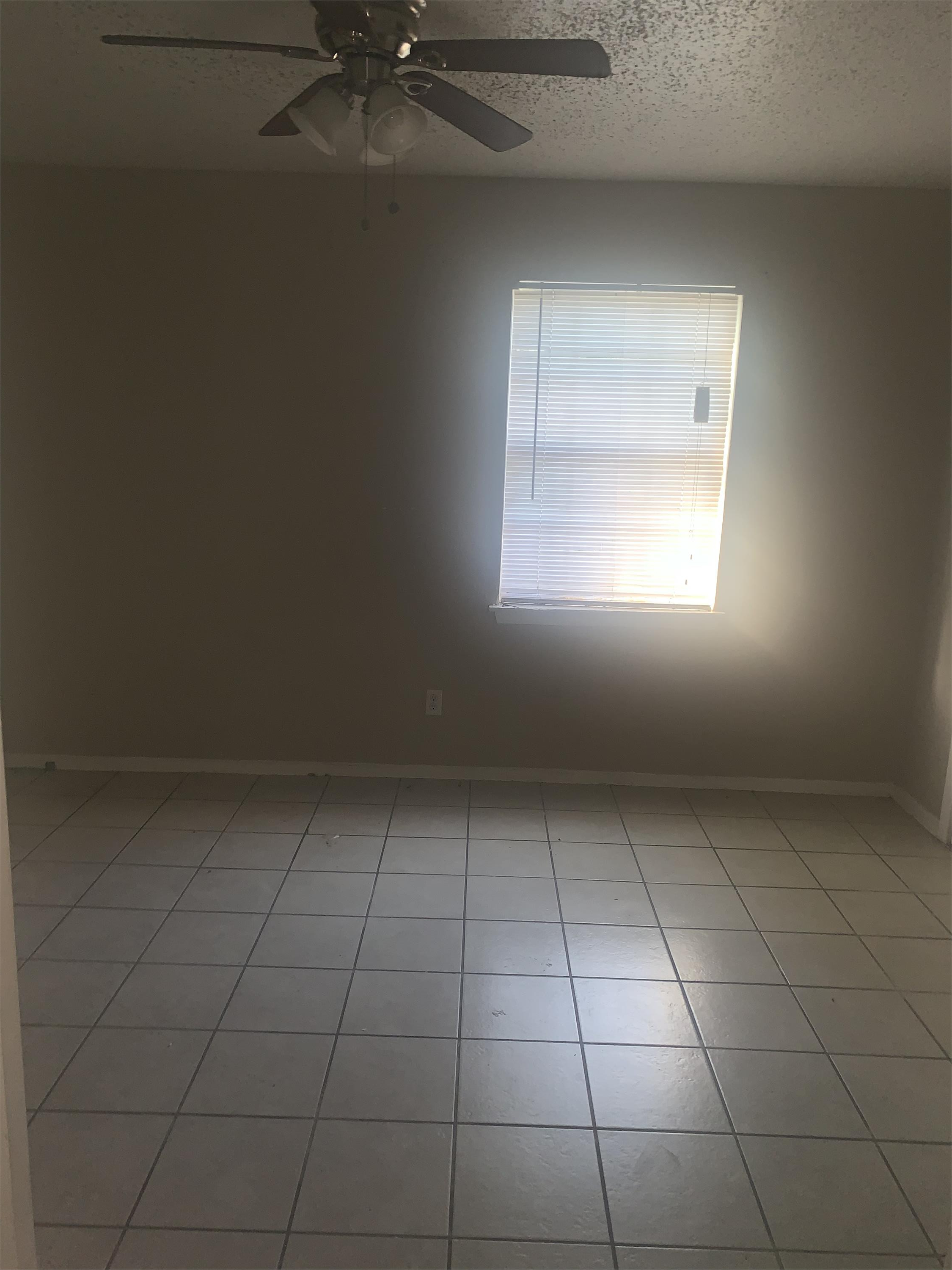 6215 Tierwester St. - 12