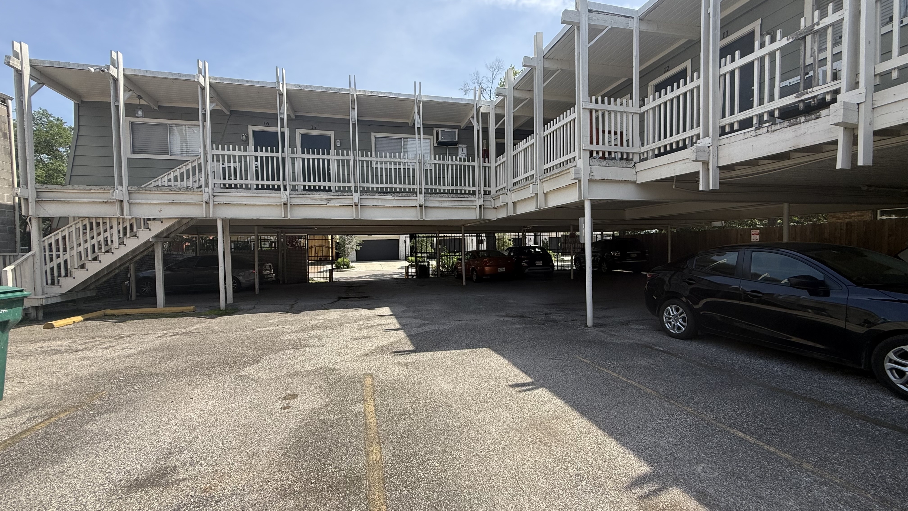 2006 Sul Ross Street - 07