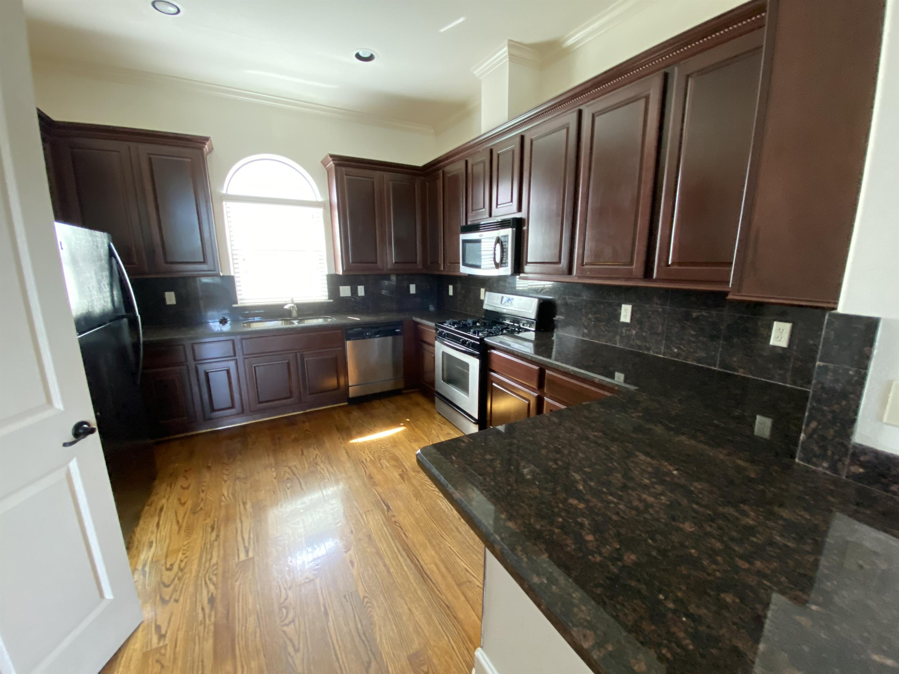6353 Richmond Avenue - 111