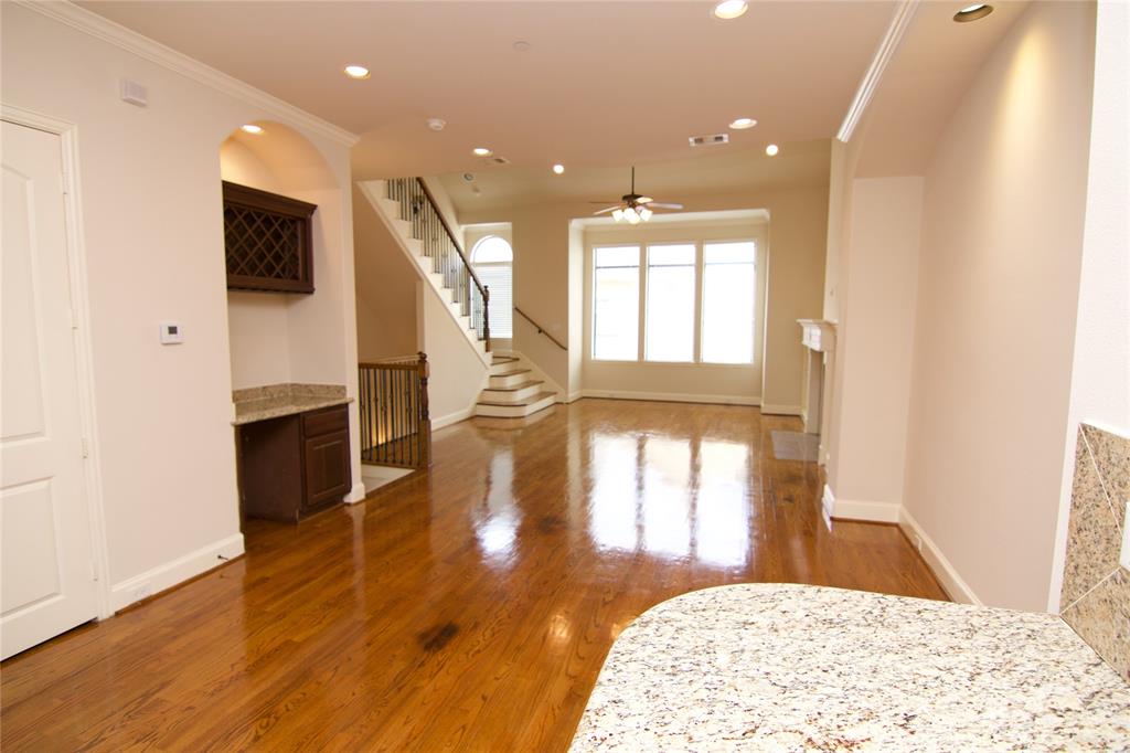 6353 Richmond Avenue - 103