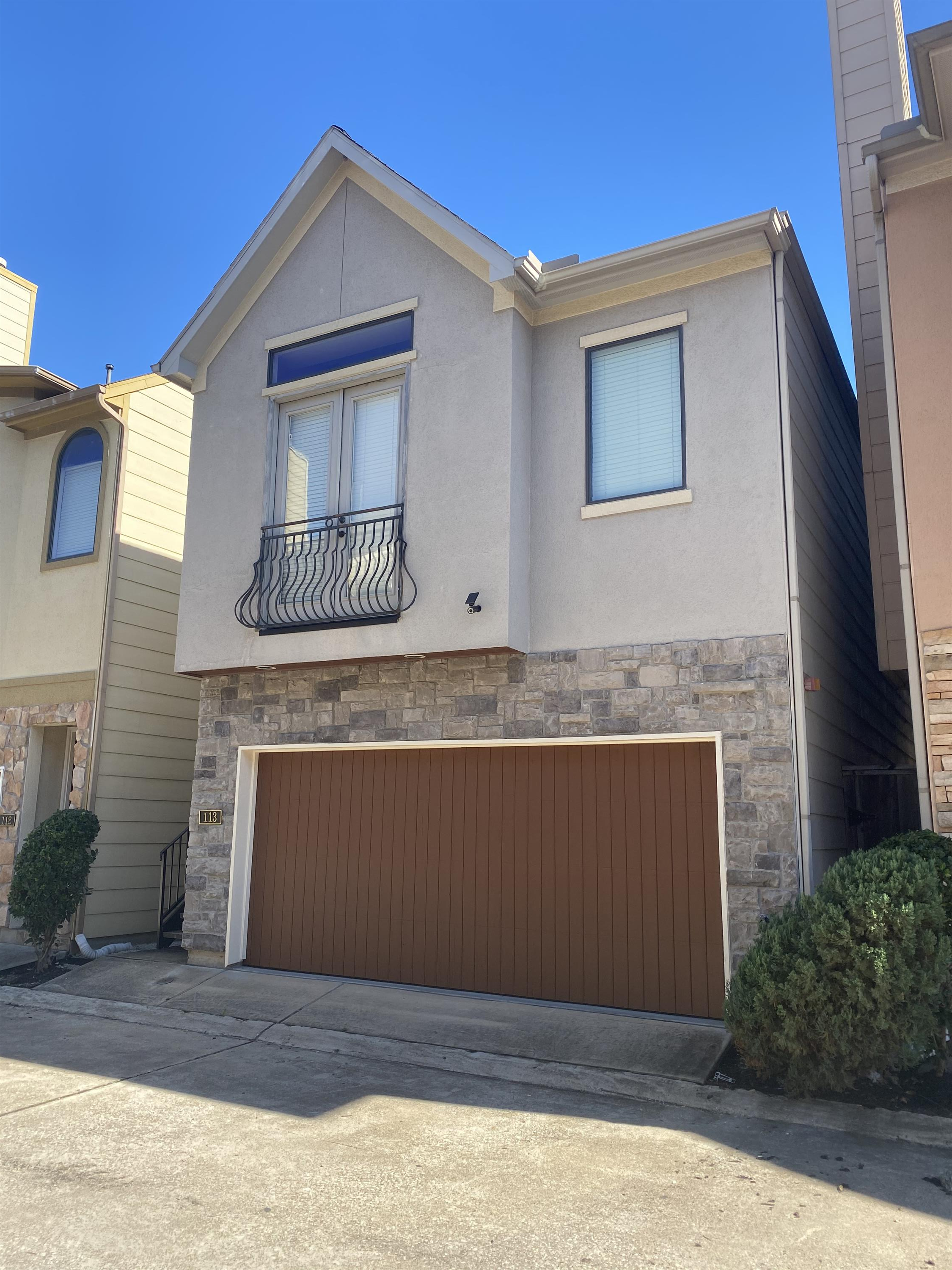 6353 Richmond Avenue - 101